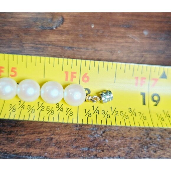 Vintage Faux Creamy Pearl Necklace High Quality with Barrel Clasp 18" Long - Picture 6 of 6